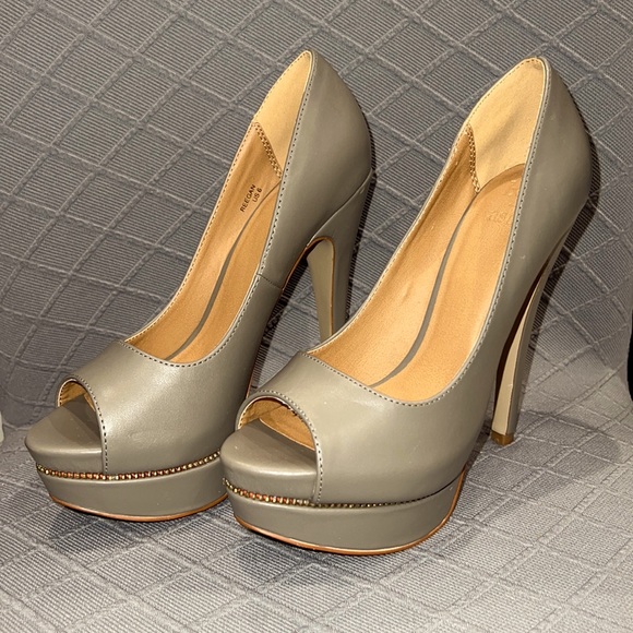 Peep Toe Pumps Platform High Heels Women’s Size 6 Warm Grey Beau & Ashe - Picture 3 of 10